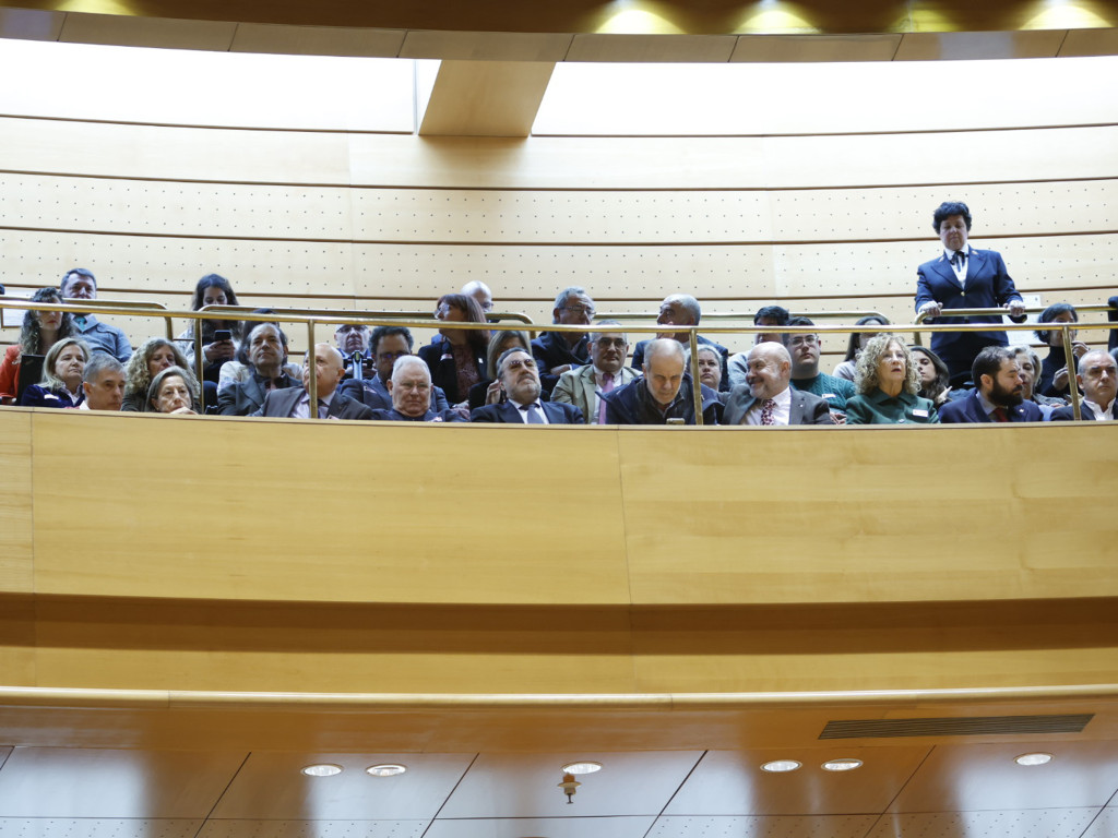 FIAPAS aplaude la reforma del artículo 49 de la constitución española. 1 18 enero senado