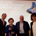 ARANSBUR recogió el Premio Ciudad de Burgos a la Convivencia 11 Actual presidente con antiguos presidentes y J. Luis.