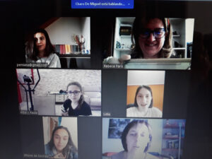 Jóvenes de ARANSBUR protagonistas del libro Isabel