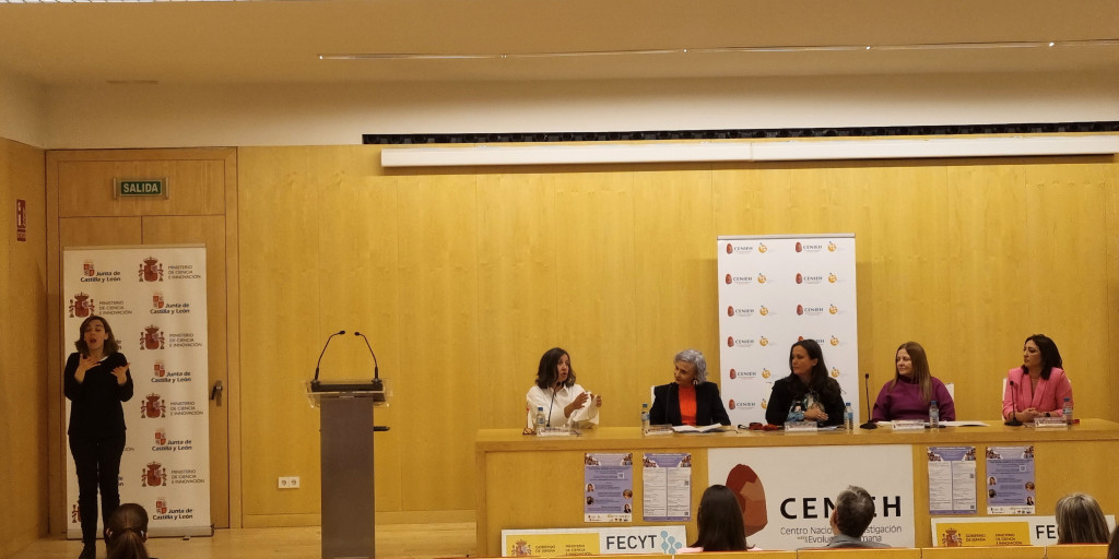 Charla Accesible en el CENIEH 1