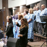 vocalistas con intérprete de lengua de signos