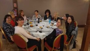 Familia de Aransbur en el Almuerzo Convivencia