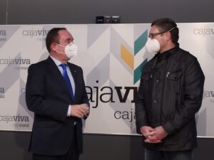 Ramón Sobremonte, Director General de Cajaviva Caja Rural, y Óscar Vidal, vicepresidente de ARANSBUR