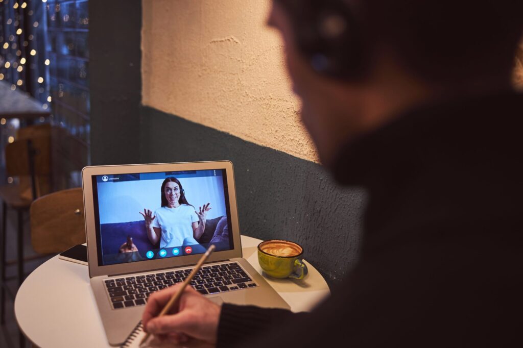 aransbur santander tech