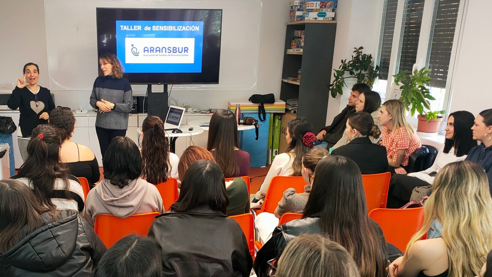 23 03 2026 ARANSBUR VISITA 3o PEDAGOGIA UBU WEB